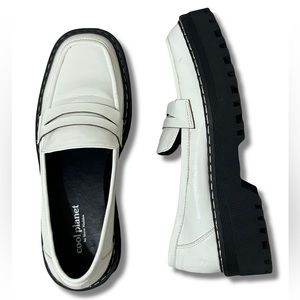 COOL PLANET STEVE MADDEN LOAFERS